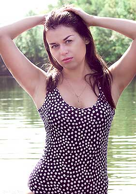 Changeable lady Valentina from Lugansk (Ukraine), 36 yo, hair color chestnut