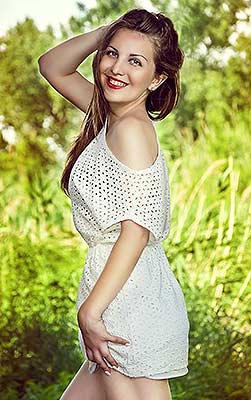 Open lady Kristina from Lugansk (Ukraine), 31 yo, hair color brown-haired