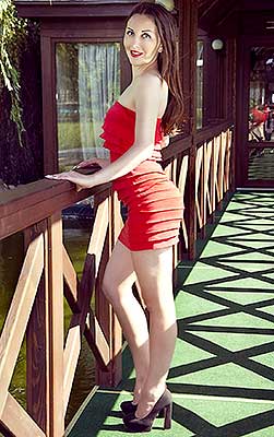 Open lady Kristina from Lugansk (Ukraine), 32 yo, hair color brown-haired
