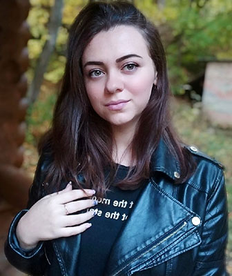 Ambitious girl Dar'ya from Lugansk (Ukraine), 27 yo, hair color dark brown