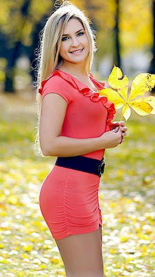 Romantic bride Polina from Lugansk (Ukraine), 35 yo, hair color blonde