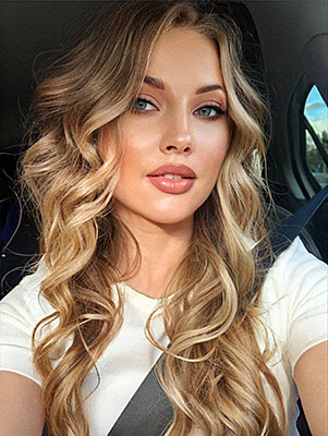 Confident lady Elena from Warsaw (Poland), 39 yo, hair color blonde