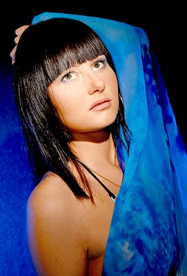 Familyoriented lady Marina from Lugansk (Ukraine), 38 yo, hair color brunette