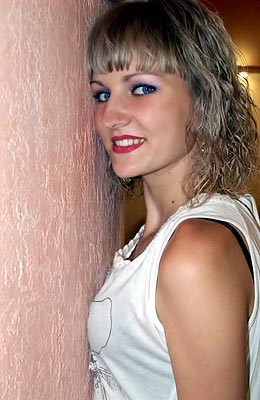 Openhearted girl Yuliya from Lugansk (Ukraine), 34 yo, hair color brown