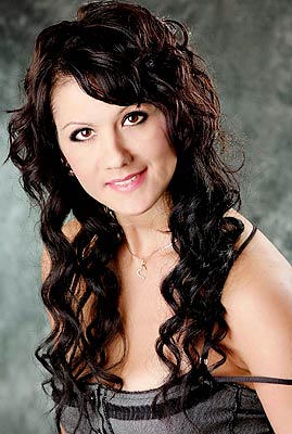Tender woman Svetlana from Lugansk (Ukraine), 50 yo, hair color brunette