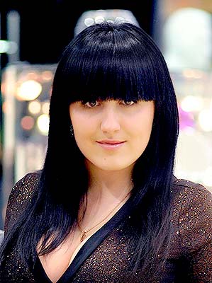 Kind bride Evgeniya from Lugansk (Ukraine), 35 yo, hair color brunette
