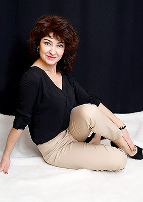 Nice woman Inna from Kiev (Ukraine), 51 yo, hair color brown-haired