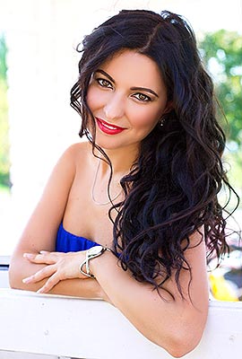 Young woman Marina from Borispol (Ukraine), 37 yo, hair color black