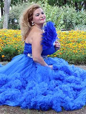 Sociable lady Ol'ga from Lugansk (Ukraine), 41 yo, hair color blonde
