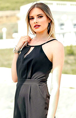 Frank bride Antonina from Odessa (Ukraine), 25 yo, hair color blonde