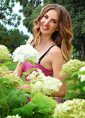 Quicktempered bride Anastasiya from Kiev (Ukraine), 28 yo, hair color blonde