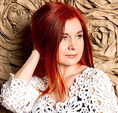 Cheerful bride Elena from Kiev (Ukraine), 55 yo, hair color red-haired