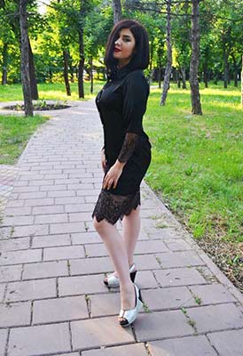 Creative lady Lyana from Lugansk (Ukraine), 23 yo, hair color black
