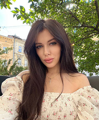 Temperamental lady Irina-Mariya from Lvov (Ukraine), 24 yo, hair color brunette