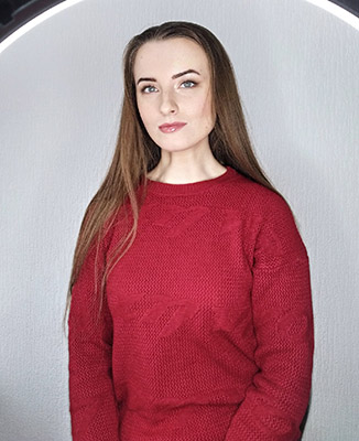 Active girl Vitaliya from Lugansk (Ukraine), 24 yo, hair color chestnut
