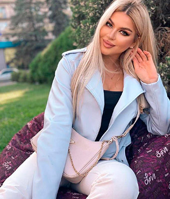 Modest lady Katerina from Antalya (Turkey), 24 yo, hair color blonde