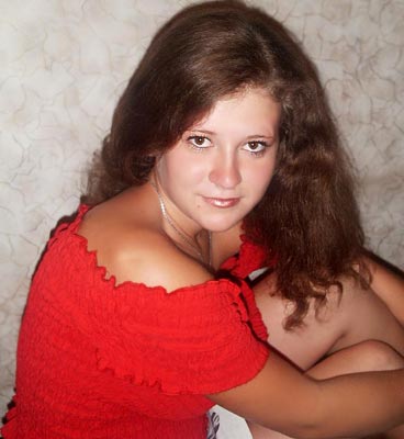 Kind bride Larisa from Sumy (Ukraine), 36 yo, hair color brown