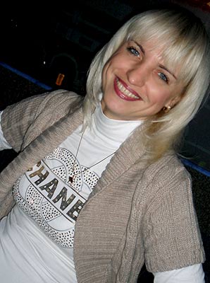 Pisces lady Yuliya from Mariupol (Ukraine), 51 yo, hair color blonde