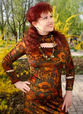 Kind bride Milana from Mariupol (Ukraine), 46 yo, hair color chestnut