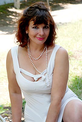 Serious lady Nataliya from Mariupol (Ukraine), 65 yo, hair color brown-haired