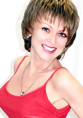 Family oriented lady Elena from Mariupol (Ukraine), 60 yo, hair color light brown