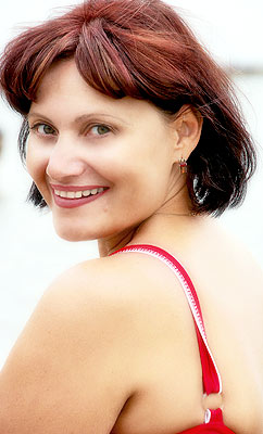 Decent lady Irina from Mariupol (Ukraine), 61 yo, hair color chestnut