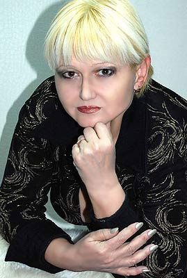 Romantic lady Vera from Mariupol (Ukraine), 70 yo, hair color light brown