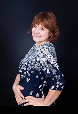 Kind bride Inna from Mariupol (Ukraine), 58 yo, hair color chestnut