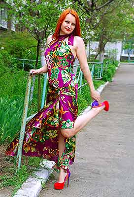 Intelligent lady Marina from Mariupol (Ukraine), 36 yo, hair color chestnut