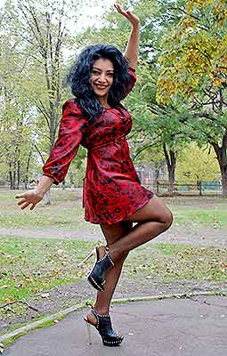 Emotionally woman Nellya from Mariupol (Ukraine), 44 yo, hair color brunette