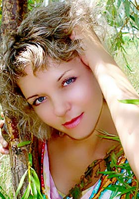 Optimistic lady Natal'ya from Mariupol (Ukraine), 44 yo, hair color dark brown