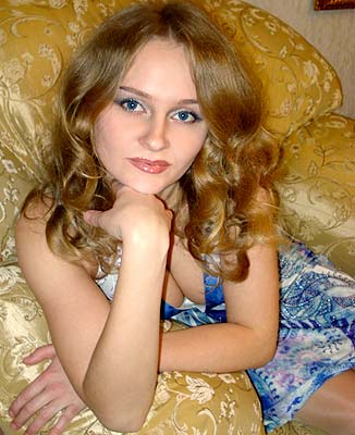 Wellbalanced lady Yuliya from Mariupol (Ukraine), 38 yo, hair color brown