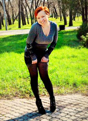 Positive woman Irina from Mariupol (Ukraine), 44 yo, hair color red-haired