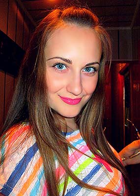 Calm woman Irina from Kharkov (Ukraine), 40 yo, hair color brown
