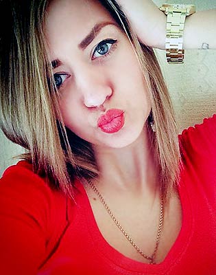 Kind girl Yuliya from Mariupol (Ukraine), 28 yo, hair color brown