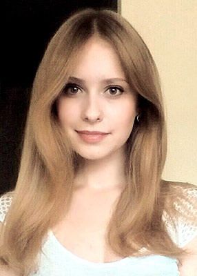 Sensual bride Alina from Kiev (Ukraine), 27 yo, hair color light brown