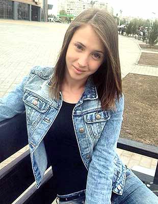 Sincere girl Anastasiya from Mariupol (Ukraine), 32 yo, hair color light brown