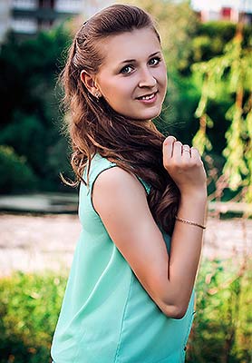 Idealistic lady Tat'yana from Sumy (Ukraine), 30 yo, hair color brown