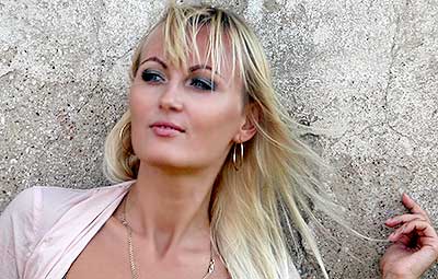 Emotional bride Inna from Mariupol (Ukraine), 40 yo, hair color peroxide blonde