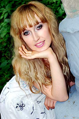 Sensitive bride Viktoriya from Melitopol (Ukraine), 39 yo, hair color blonde