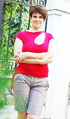 Calm lady Natal'ya from Melitopol (Ukraine), 49 yo, hair color chestnut