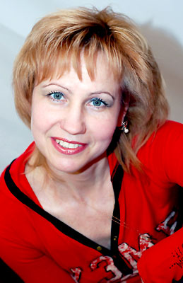 Communicative bride Elena from Melitopol (Ukraine), 61 yo, hair color light brown