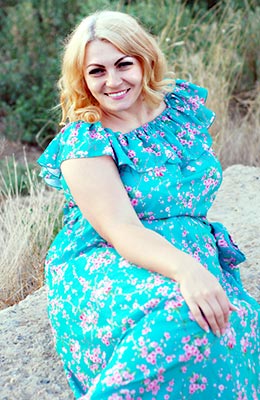 Passionate lady Irina from Melitopol (Ukraine), 42 yo, hair color peroxide blonde