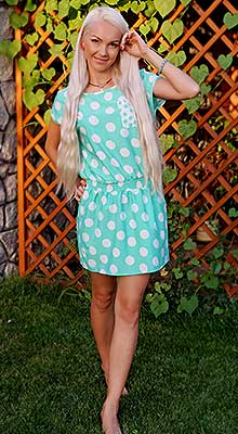 Smart bride Anastasiya from Melitopol (Ukraine), 35 yo, hair color blonde