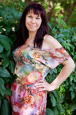 Romantic lady Elena from Melitopol (Ukraine), 37 yo, hair color chestnut