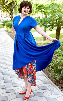 Sociable lady Tat'yana from Melitopol (Ukraine), 54 yo, hair color brunette