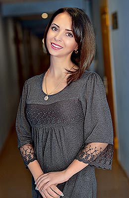 Sociable woman Anastasiya from Nikolaev (Ukraine), 41 yo, hair color brown-haired
