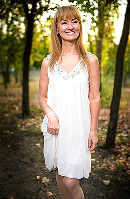 Honest bride Tat'yana from Nikolaev (Ukraine), 63 yo, hair color brunette