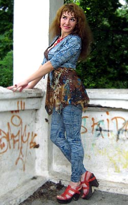 Kind woman Sofiya from Nikolaev (Ukraine), 45 yo, hair color light brown