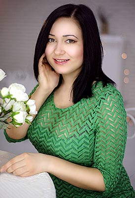 Communicative girl Ekaterina from Nikolaev (Ukraine), 30 yo, hair color black